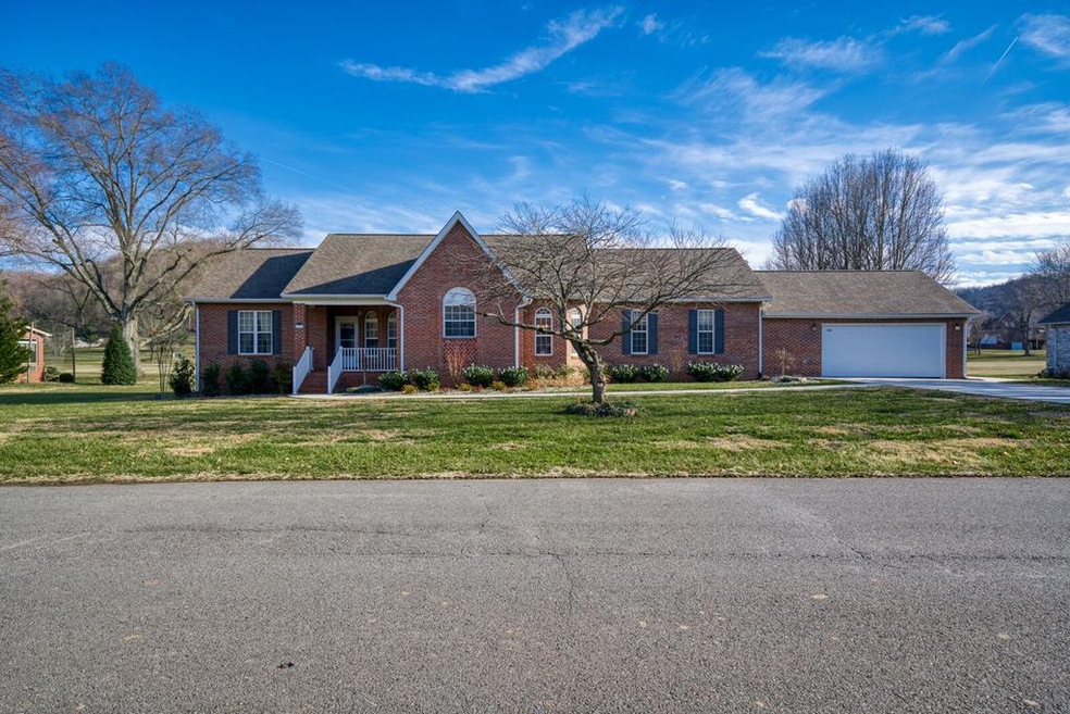 1103 N Plantation Dr, Cookeville, TN 38506 - photo 1