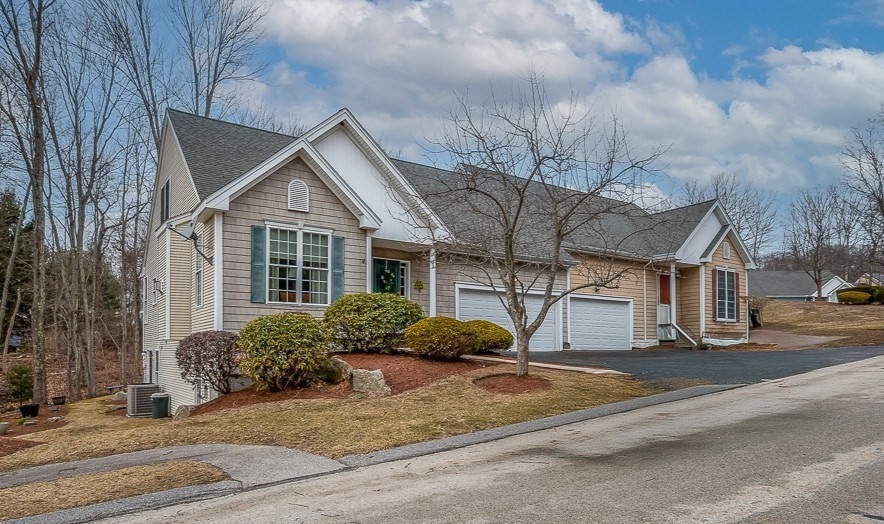 9 Summerfield Dr unit 8, South Grafton, MA 01560 - photo 1