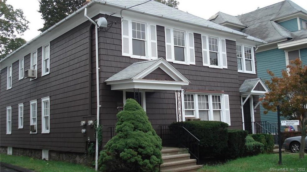 2556 Main St, Bridgeport, CT 06606 - photo 1