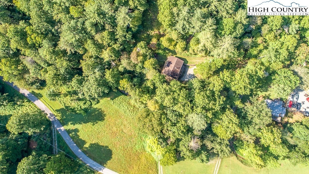 495 Rhymer Branch Rd, Deep Gap, NC 28618 - photo 1