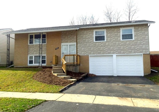 17850 Yale Ln, Country Club Hills, IL 60478 - photo 1