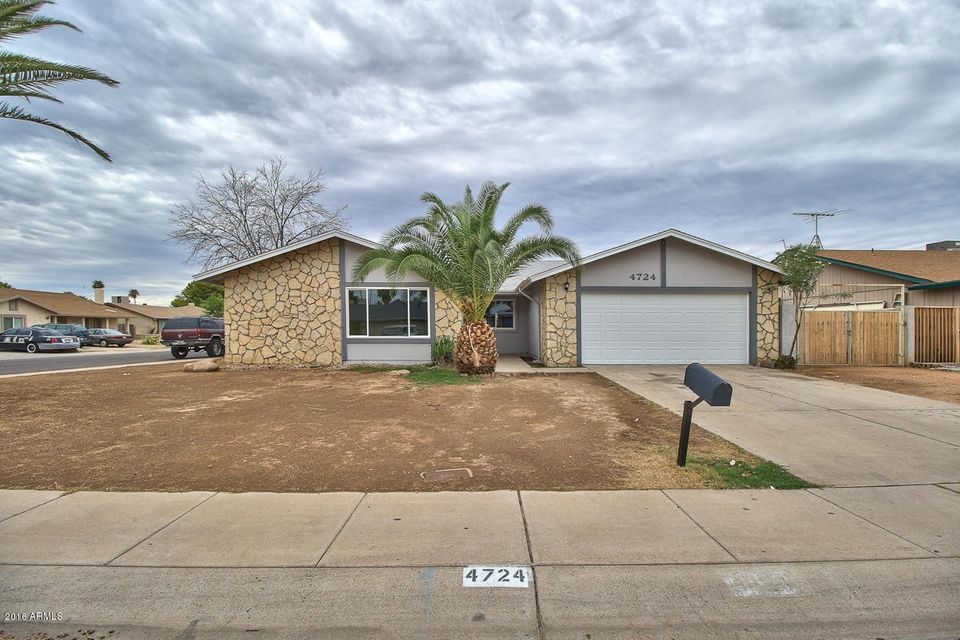 01-Front-of-Home-01