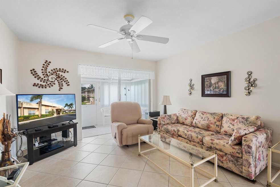 2832 Crosley Dr W unit E, West Palm Beach, FL 33415 - photo 1