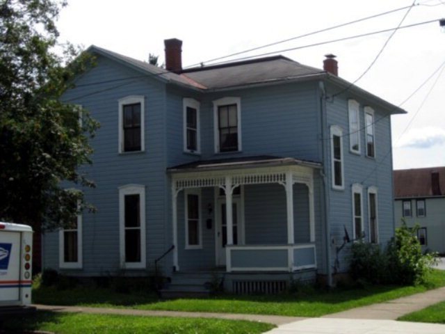 423 11th St, Franklin, PA 16323 - photo 1