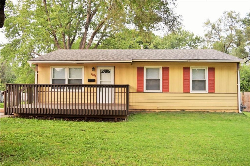 Adorable Ranch! Updated and move-in ready!