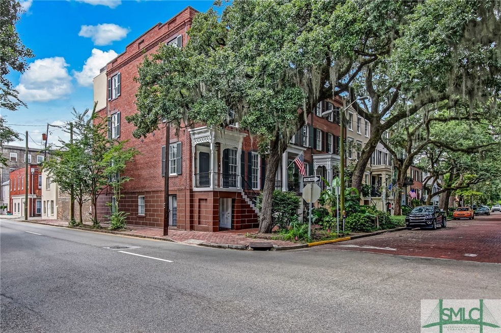 31 E Jones St unit Parlor 2nd floor, Savannah, GA 31401 - photo 1
