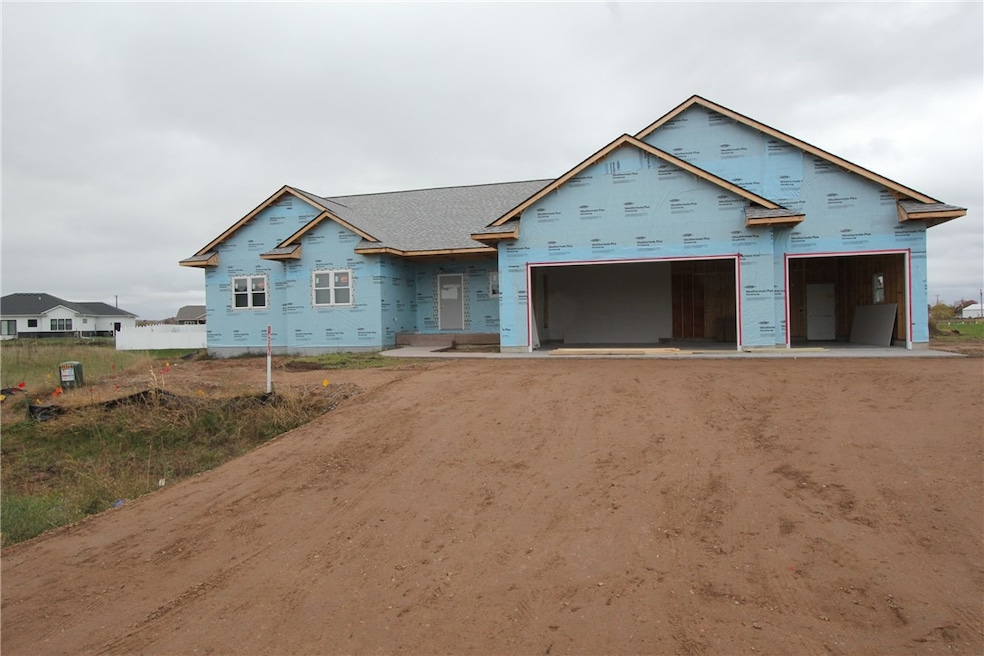 14075 42nd Ave, Lake Hallie, WI 54729 - photo 1