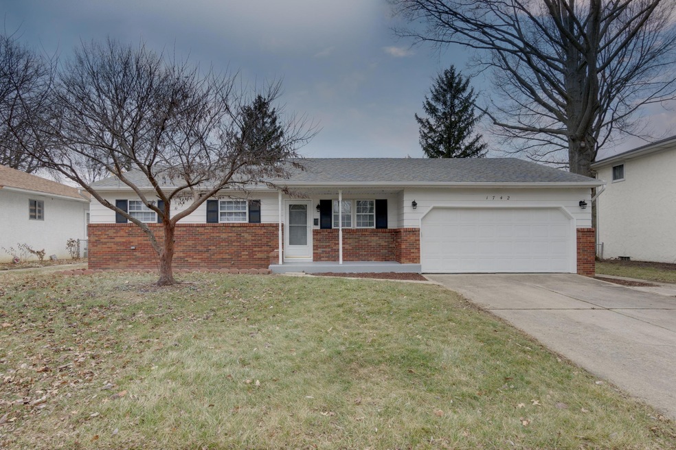 1742 Ivyhill Loop South Columbus OH-0000