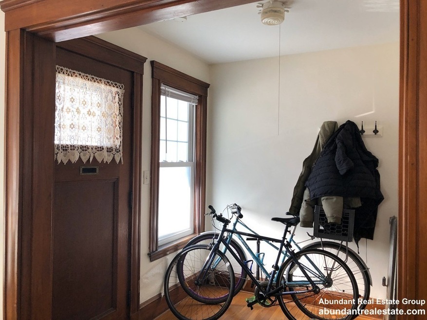 39 Upland Rd unit 1, Somerville, MA 02144 - photo 1