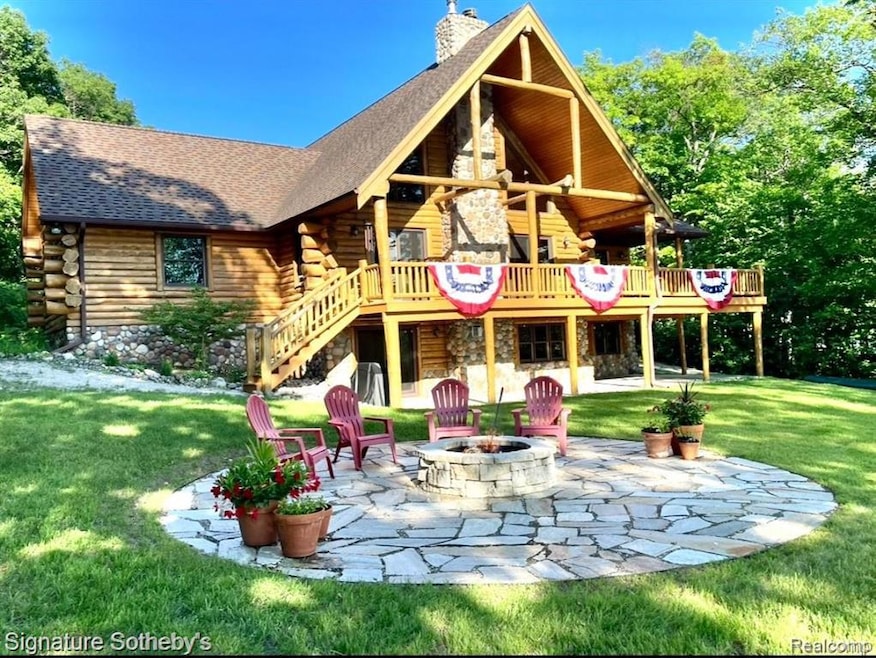 Tranquil Custom Log Home on Grand Lake