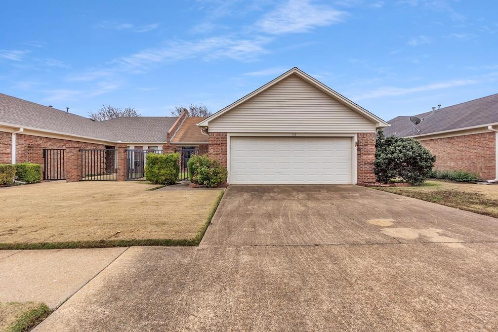 115 N Stonebridge Cove, West Memphis, AR 72301 - photo 1