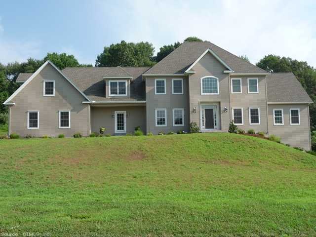 17 Chase Hollow Ln, Glastonbury, CT 06033 - photo 1