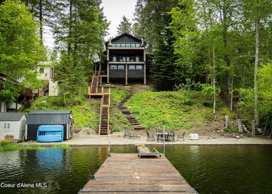 20569 N Pinehurst St, Rathdrum, ID 83858