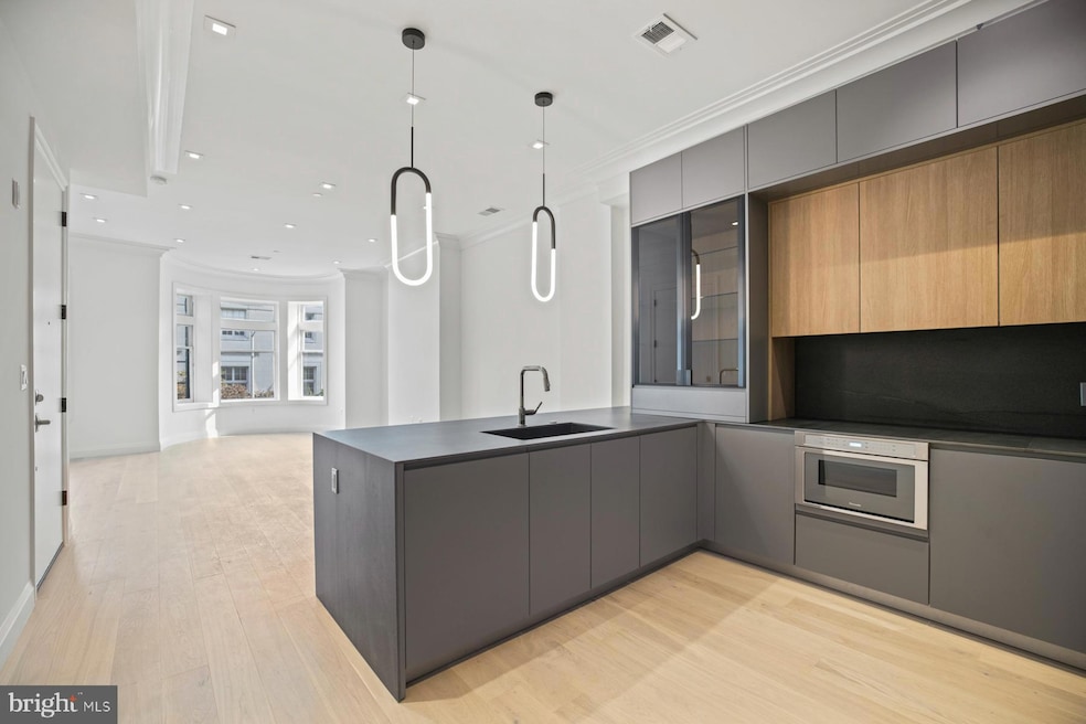 1525 P St NW unit 4, Washington, DC 20005 - photo 1