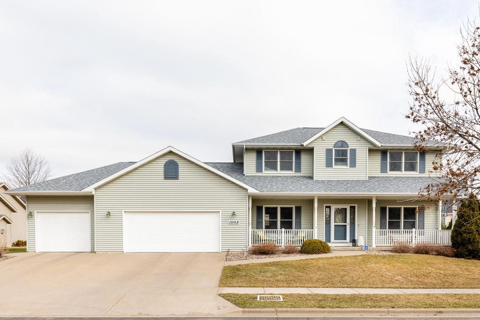 1003 Saddlewood St, Holmen, WI 54636 - photo 1