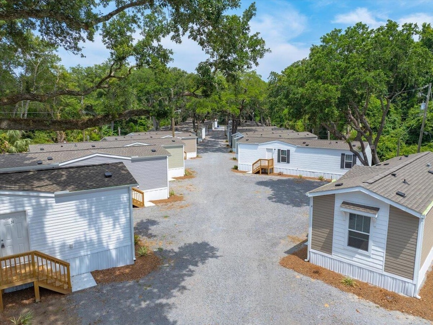 1156 Russell Dr unit 25, Mount Pleasant, SC 29464 - photo 1