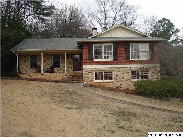 Great Family Home in Bluff Park!