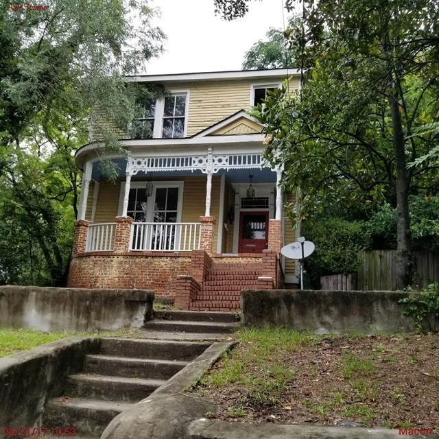 1041 Maple St, Macon, GA 31201 - photo 1
