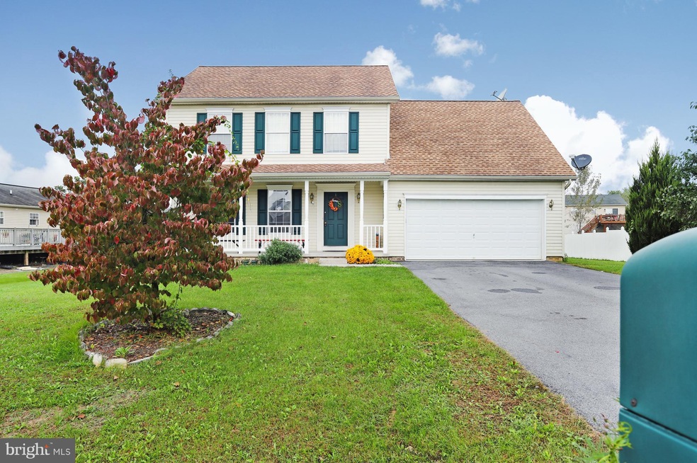 1331 Nighthawk Ln, Chambersburg, PA 17202 - photo 1