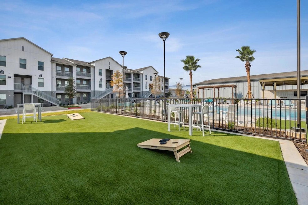 945 Blakey Ln unit 9102, Bastrop, TX 78602 - photo 1