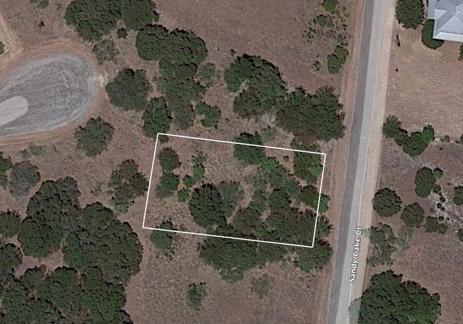 14075 Sandy Oaks Dr, Whitney, TX 76692 - photo 1