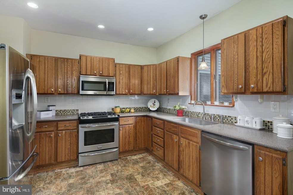 1018 Chestnut Ave, Laurel Springs, NJ 08021 - photo 1