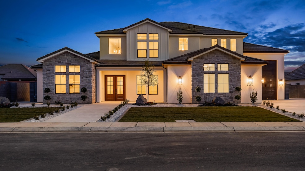 3262_E_ClaraLn_HiRes-1