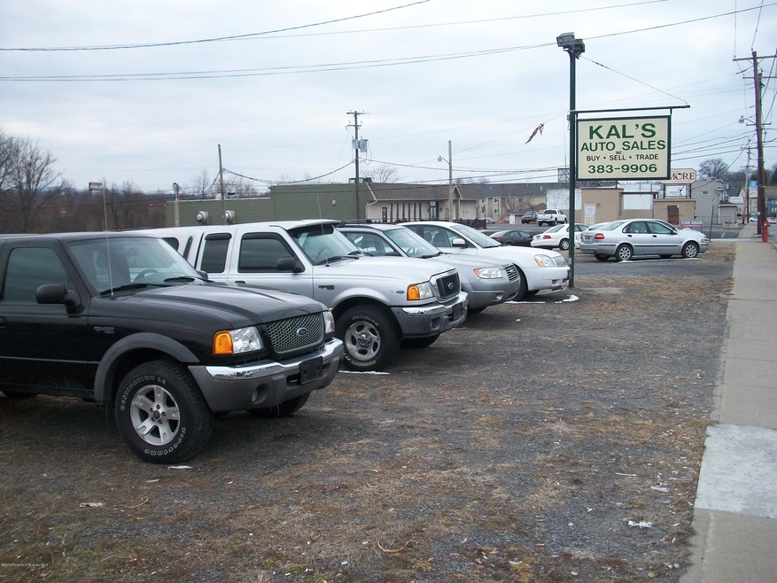 308 Main St, Dickson City, PA 18519 - photo 1