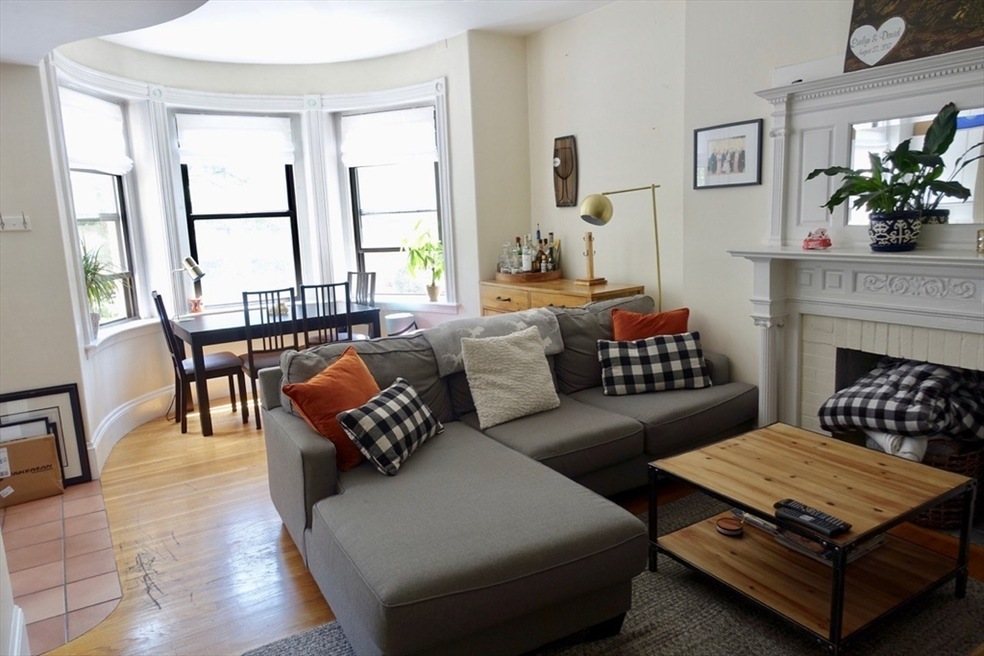 43 Saint Botolph St unit 103, Boston, MA 02116 - photo 1