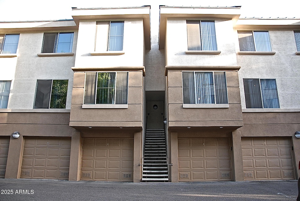 Biltmore Square Apartments unit 1, Phoenix, AZ 85016 - photo 1
