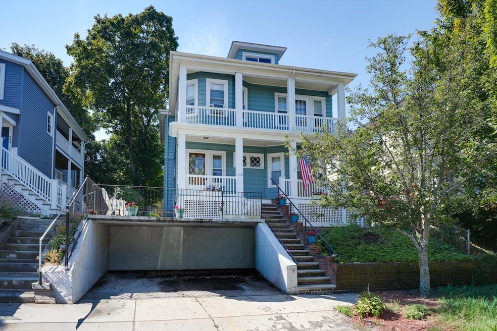 Pending $995,000 • Co-Listing Agent
