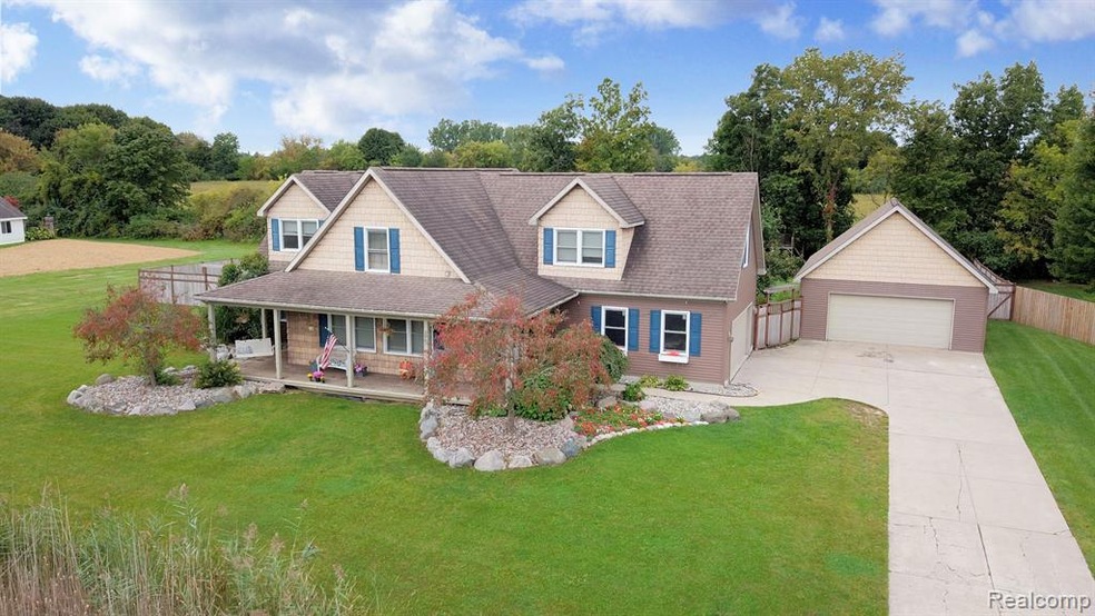 2067 Skipping Stone Trail, Flushing, MI 48433 - photo 1