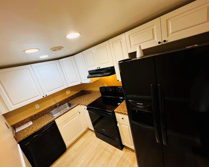 For Rent $1,650/month