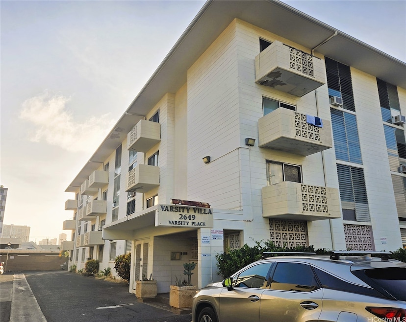 Varsity Villa unit 309, Honolulu, HI 96826 - photo 1