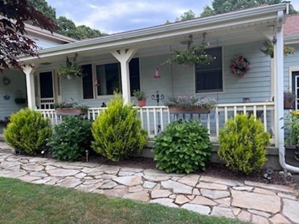 43 Cahoon's Ln, Westport, MA 02790 - photo 1