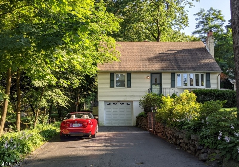 7 Guenter St, Butler, NJ 07405 - photo 1