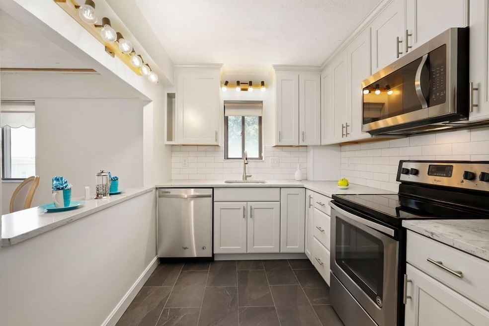 47 Mystic St unit 2B, Arlington, MA 02474 - photo 1