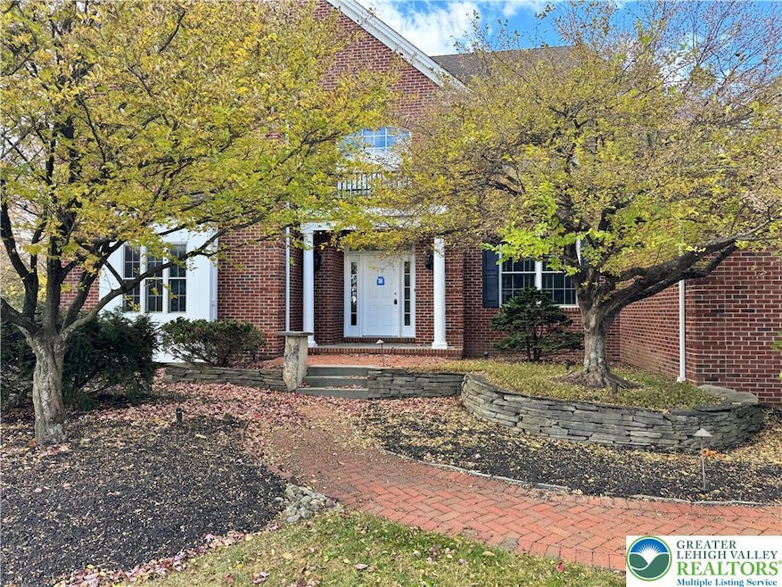 4620 Graystone Dr, Nazareth, PA 18064 - photo 1