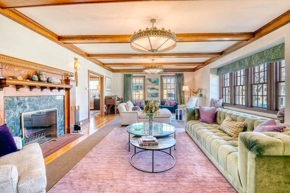 21 Ridgefield Rd, Winchester, MA 01890 - photo 1