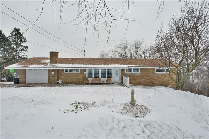 Ranch on 1.4 acres