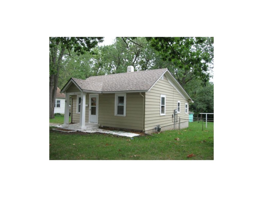 CUTE TWO BEDROOM HOME IN GOOD LOCATION, GOOD SCHOO