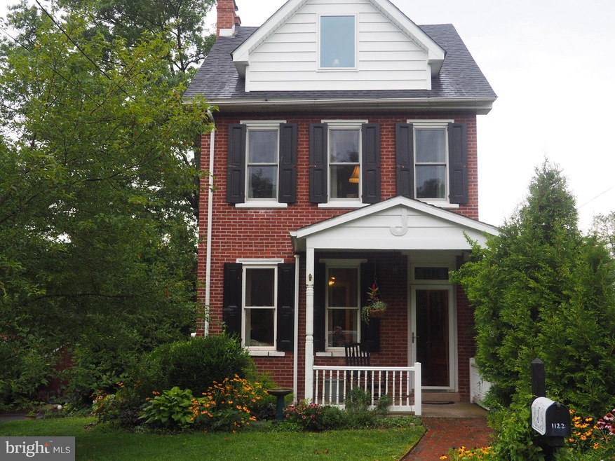 1122 Old Gravel Pike, Schwenksville, PA 19473 - photo 1