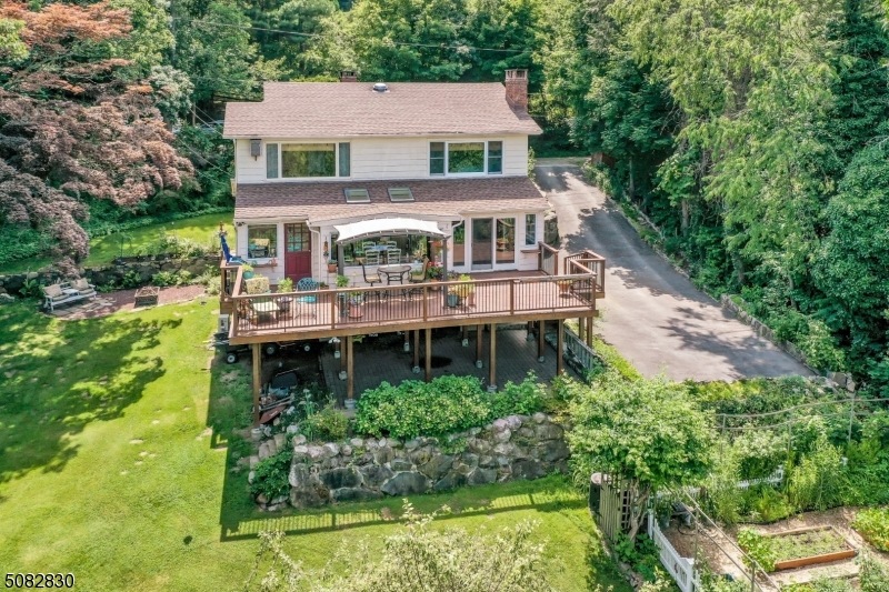 25 Darmstatter Rd, Ringwood, NJ 07456 - photo 1