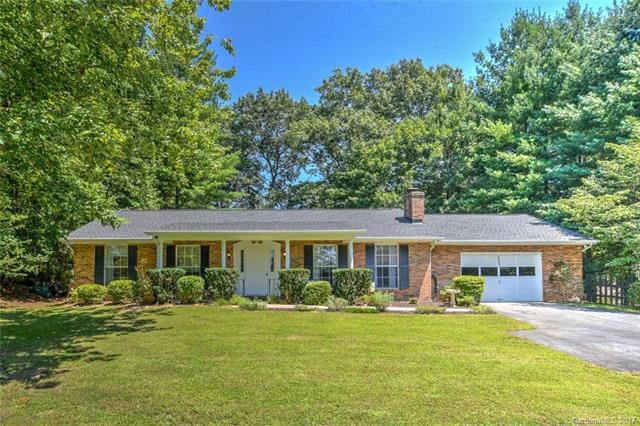 111 Chapman Dr, Hendersonville, NC 28792 - photo 1