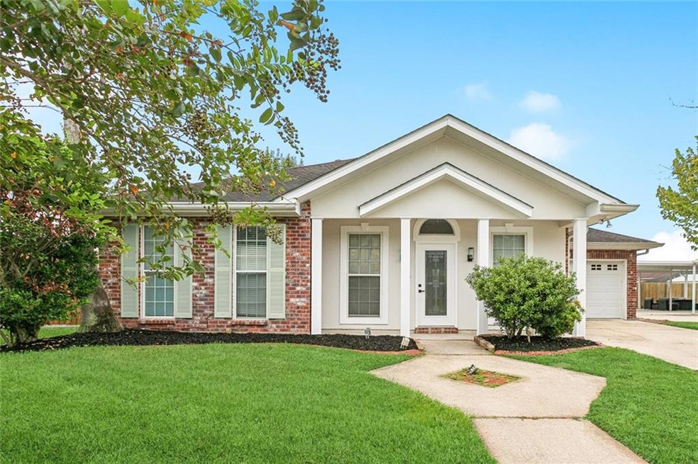 2817 Meadow Dr, Violet, LA 70092 - photo 1