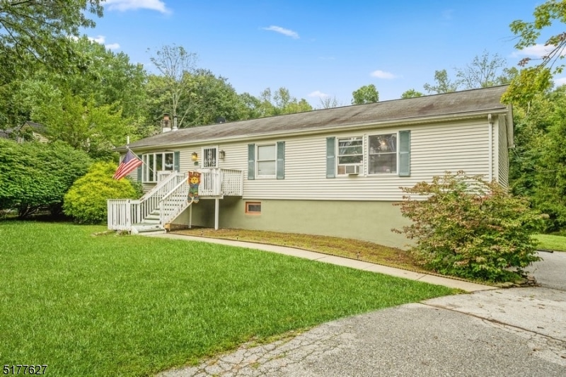 53 Lincoln Place, Newton, NJ 07860 - photo 1