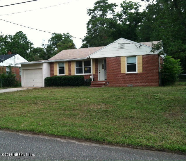 4819 Sefa Cir N, Jacksonville, FL 32210 - photo 1