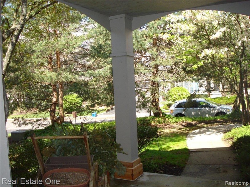 Beautiful private entrance