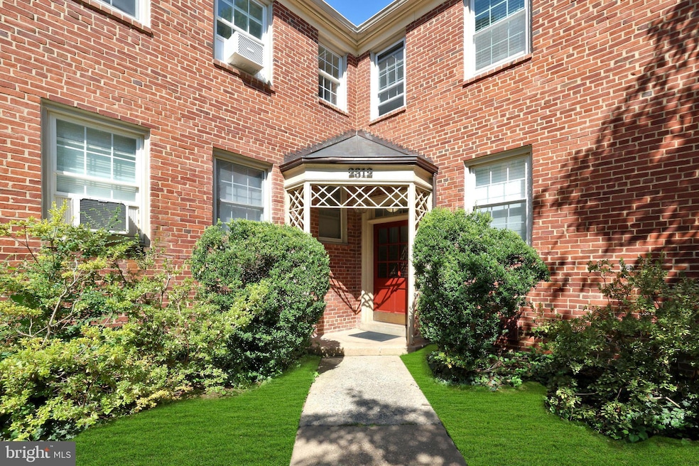 For Rent $2,400/month