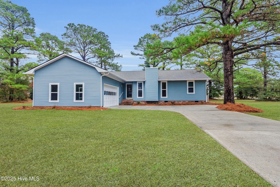 1106 Navidad Bank Ct, New Bern, NC 28560 - photo 1